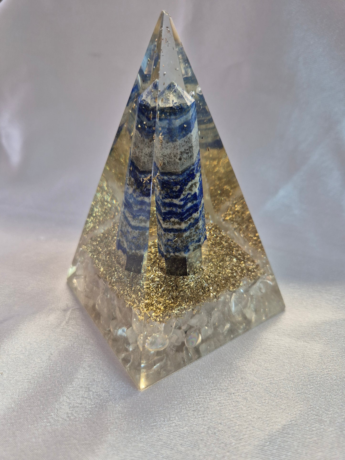 Orgonite Lapus Lazuli Pyramid