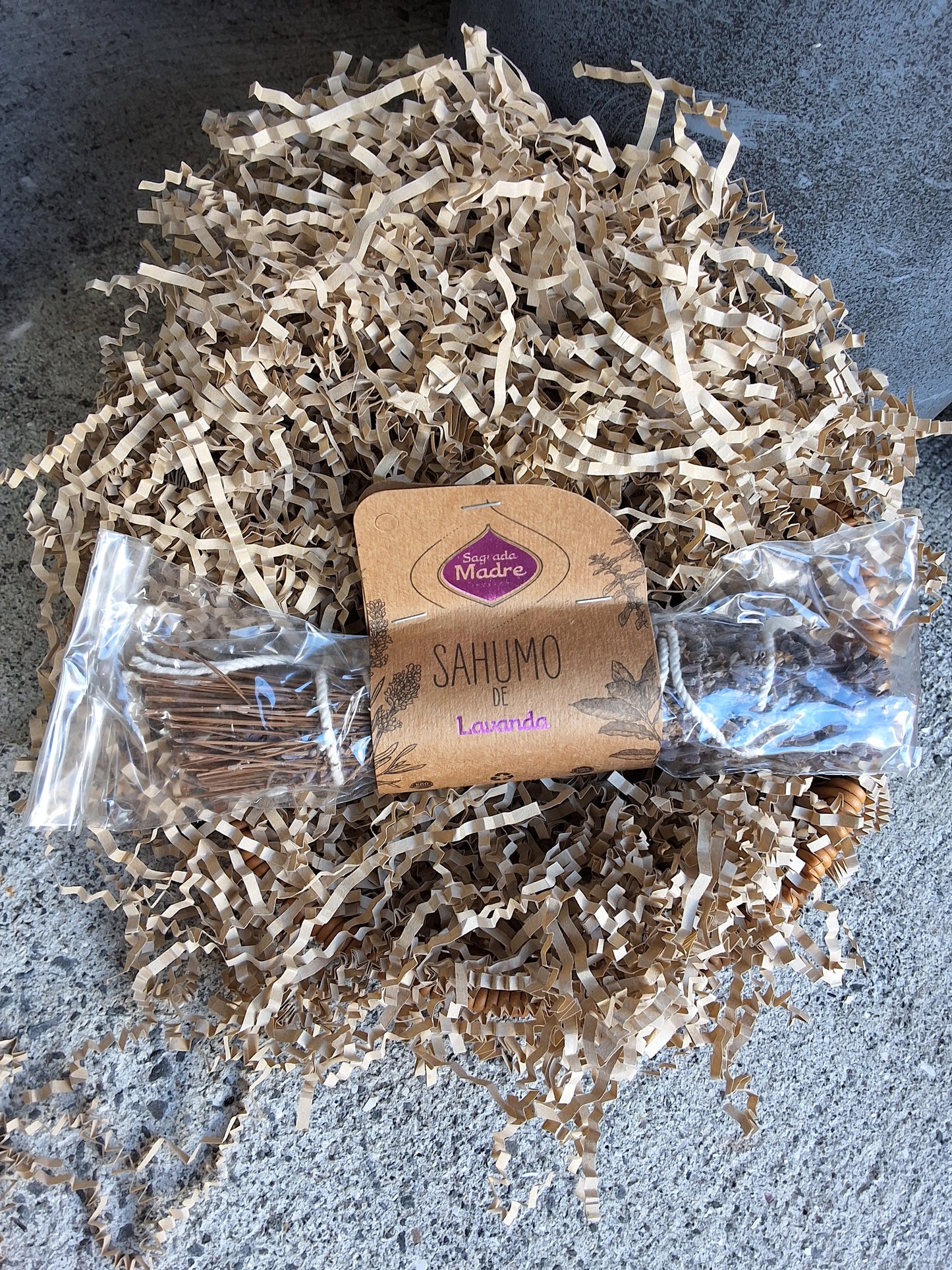 Sagrada Madre Smudge Stick Sahumo De Lavanda