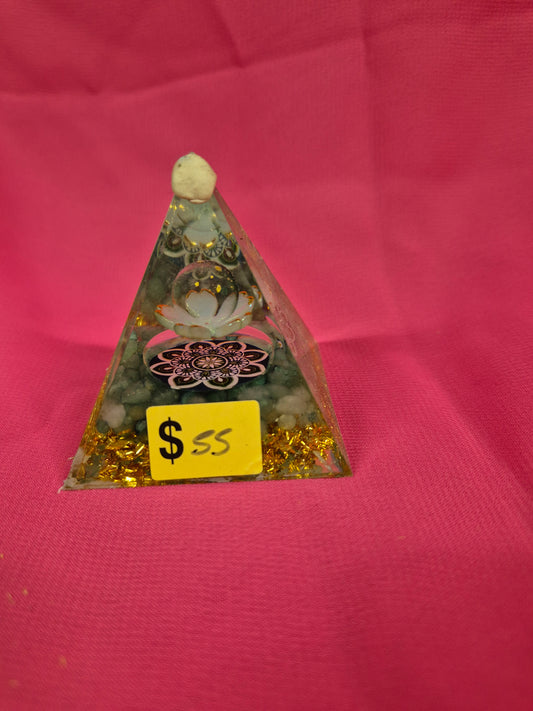 Organite Lotus Flower Pyramid