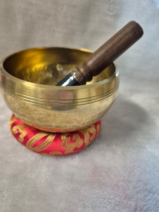 Small Hand Beaten Singing Bowl
