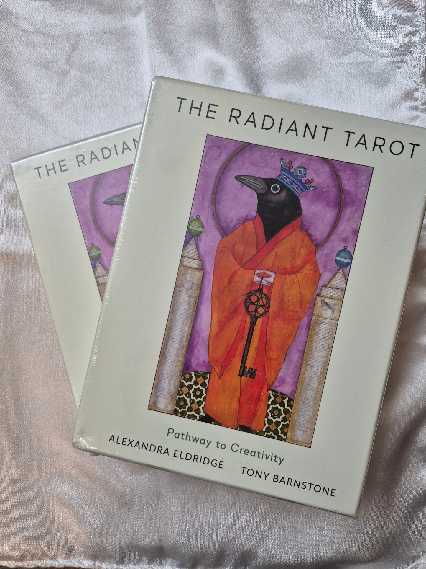 The Radiant Tarot - Alexandra Eldridge & Tony Barnstone