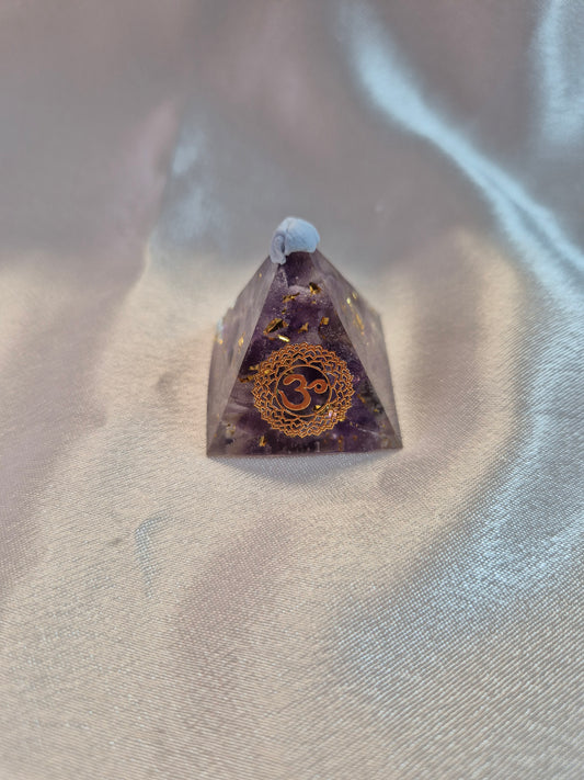 Orgonite Amethyst Chakra Pyramid