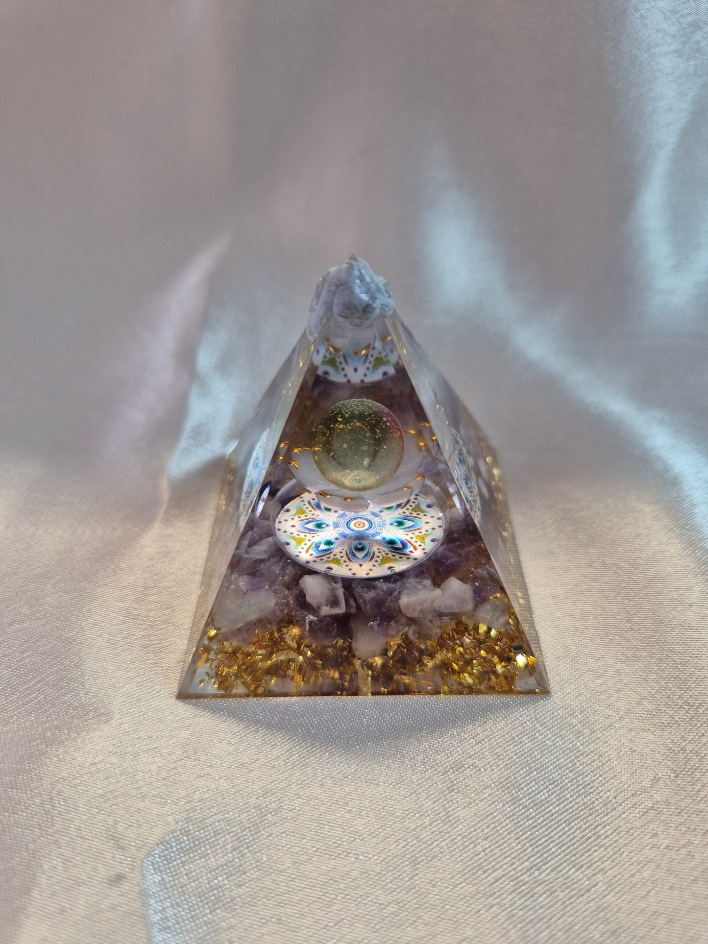 Orgonite Amethyst Lotus