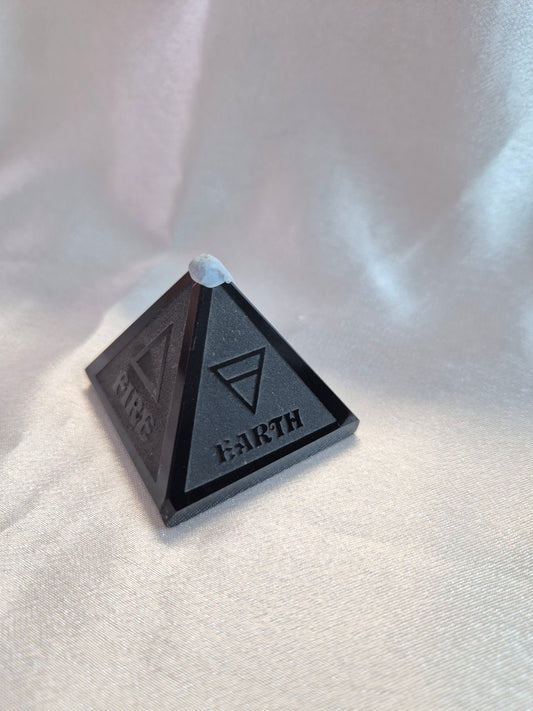 Black Agate Element Pyramid