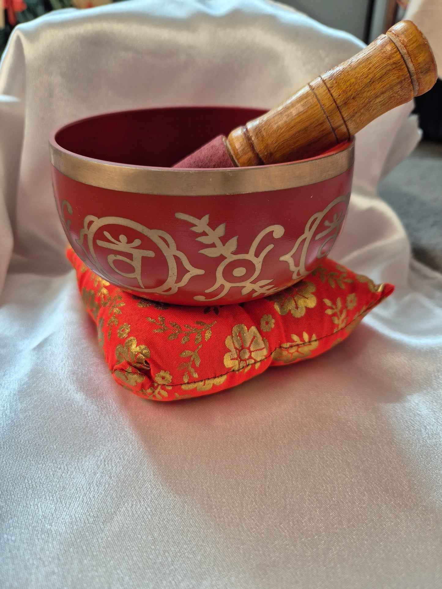 Chakra Singing Bowl