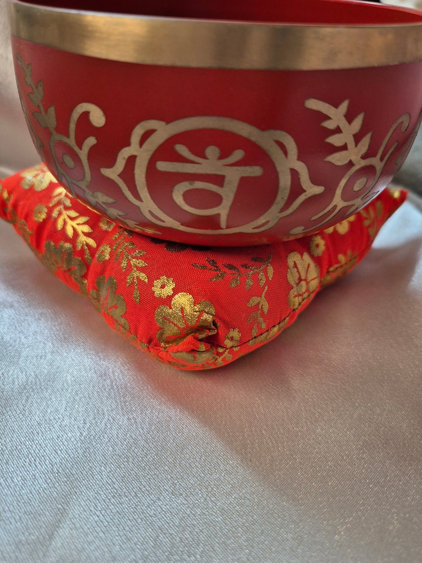 Chakra Singing Bowl