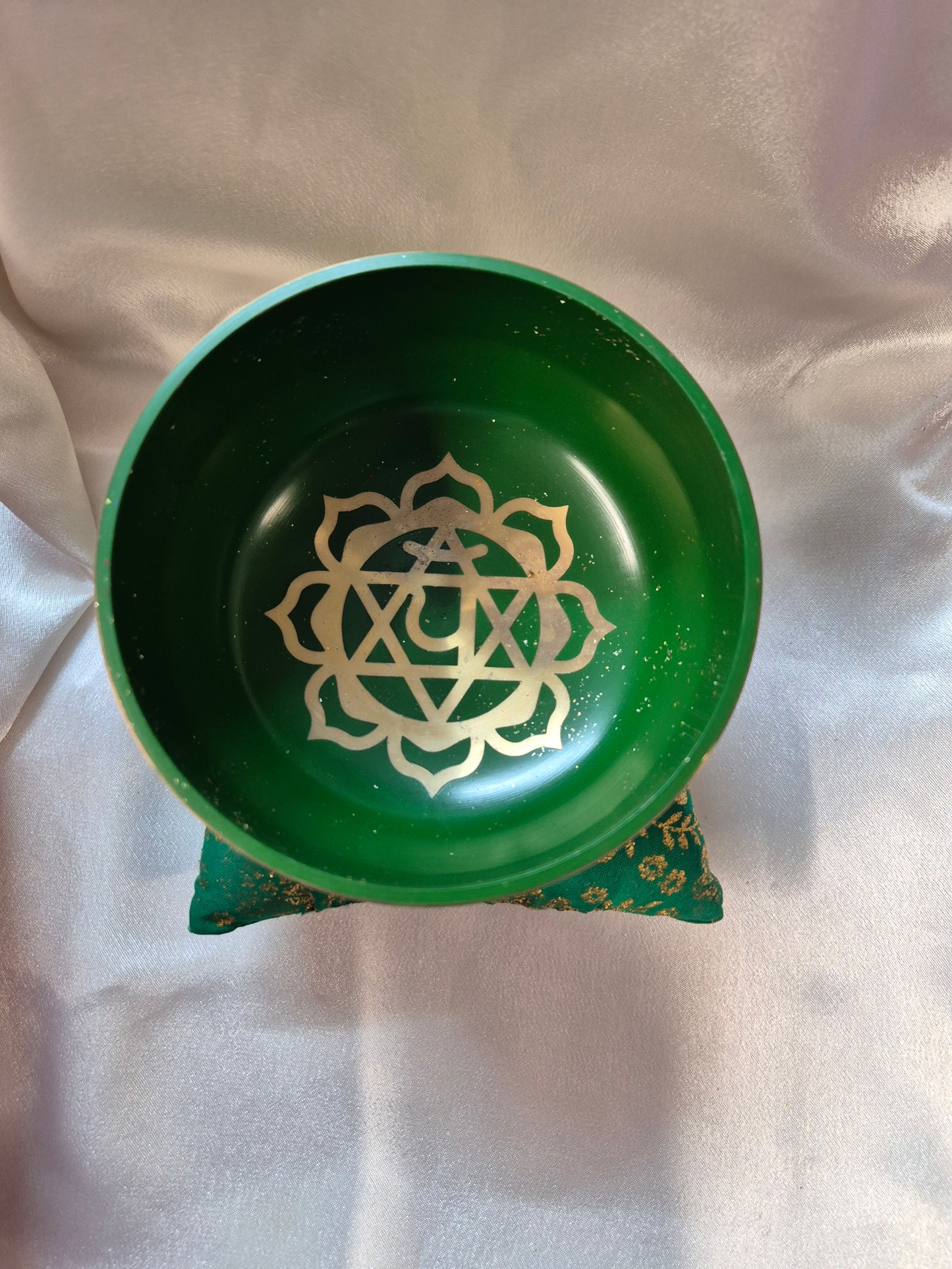 Chakra Singing Bowl