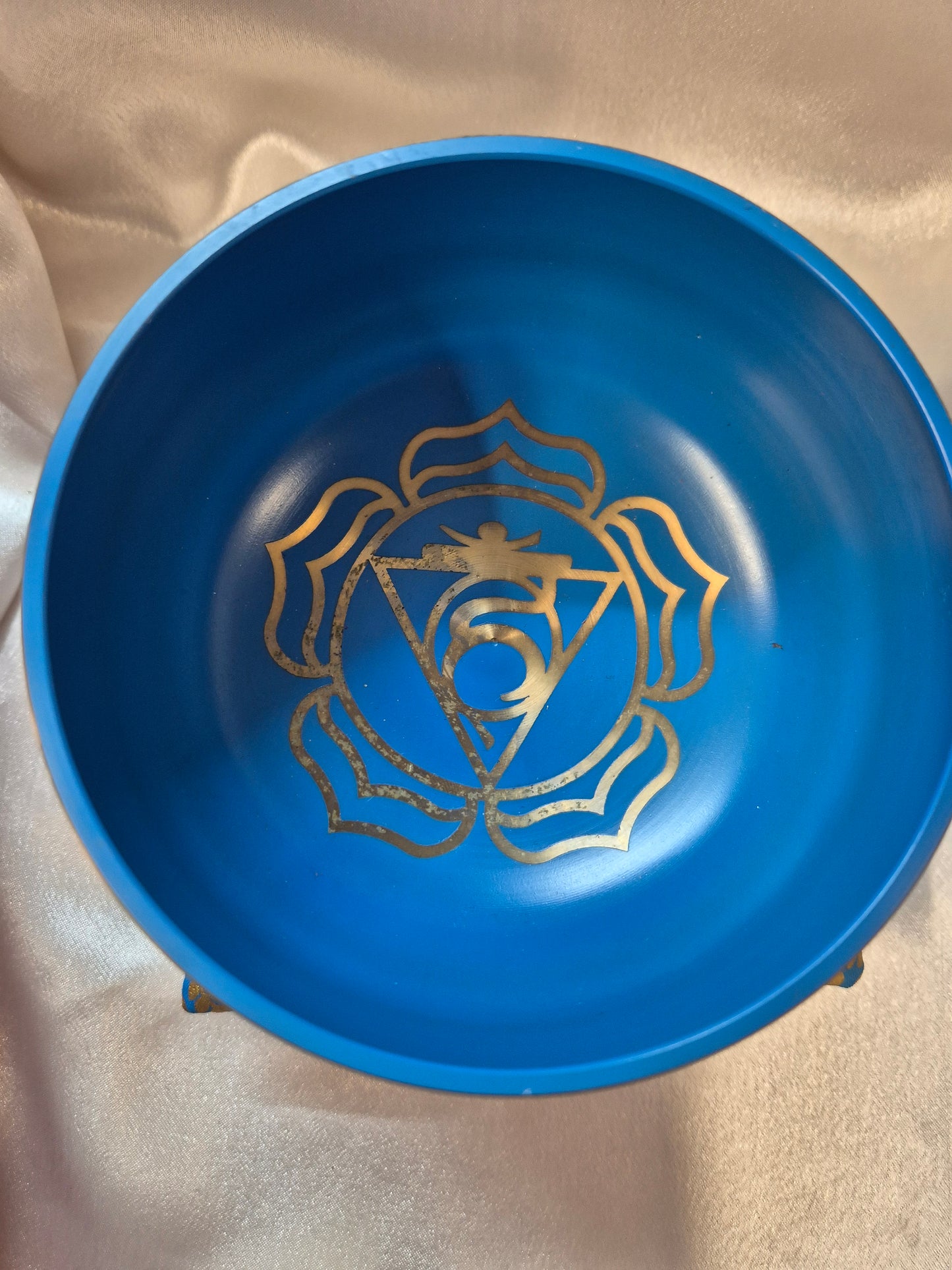 Chakra Singing Bowl