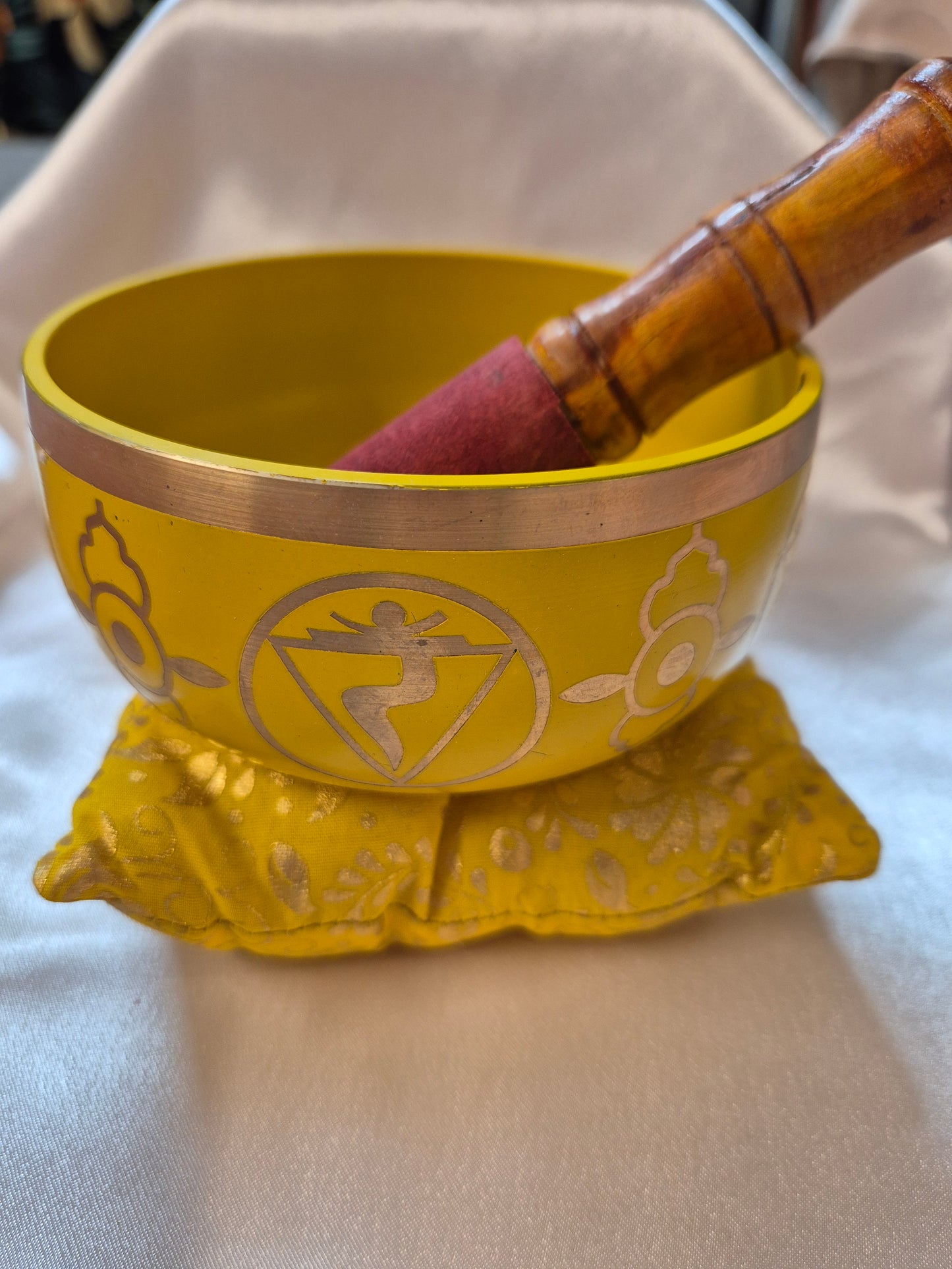 Chakra Singing Bowl