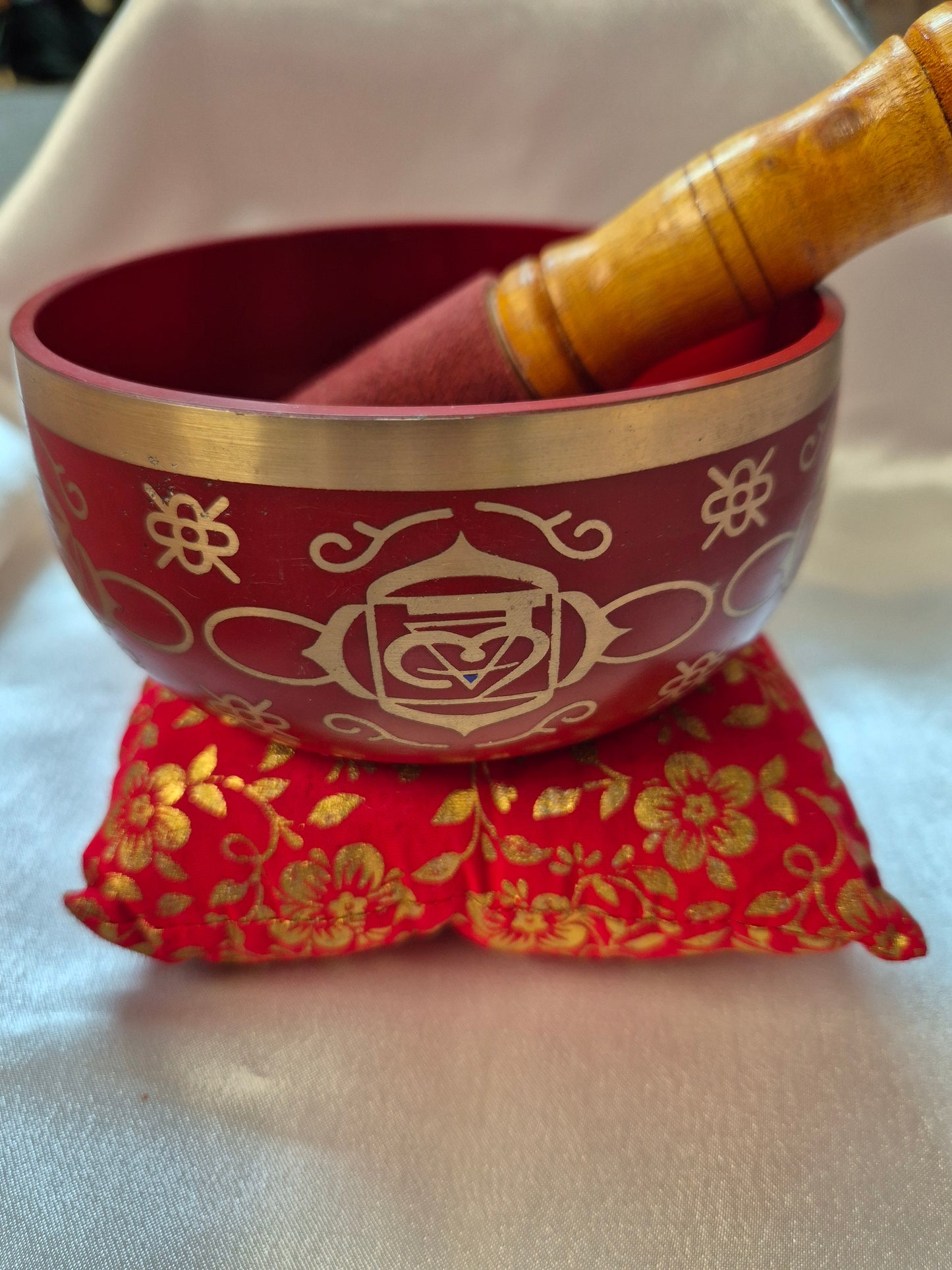 Chakra Singing Bowl