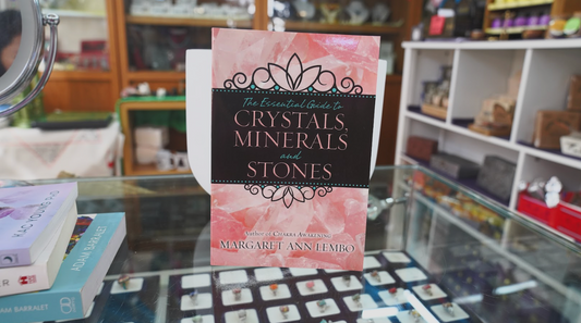 The Essential Guide to Crystals, Minerals and Stones