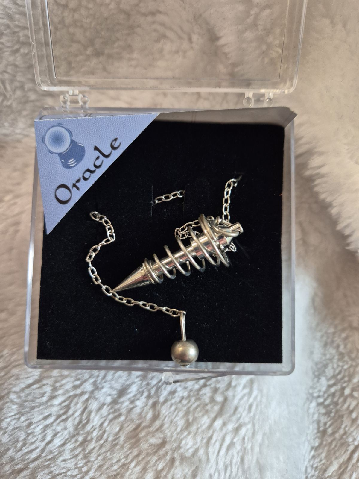 ORACLE PENDULUM
Clarity • Intuition • Guidance