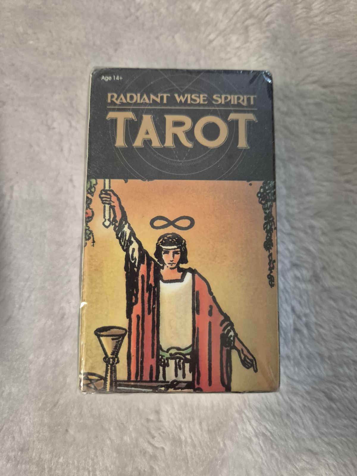 Radiant Wise Spirit Tarot – 78 Cards with Guidebook